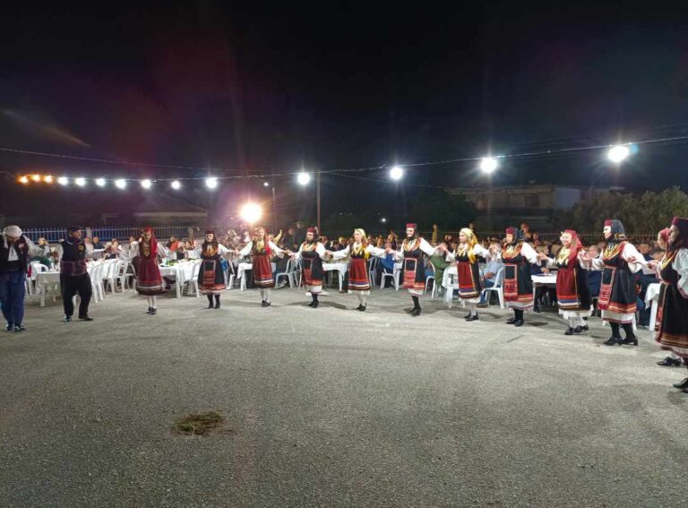 Γλέντι και χορός στο πανηγύρι του Αγίου Αθανασίου