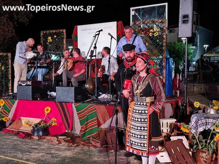 Μάγγανα-Πολύς κόσμος και χορός στο παραδοσιακό πανηγύρι του Αγίου Πνεύματος