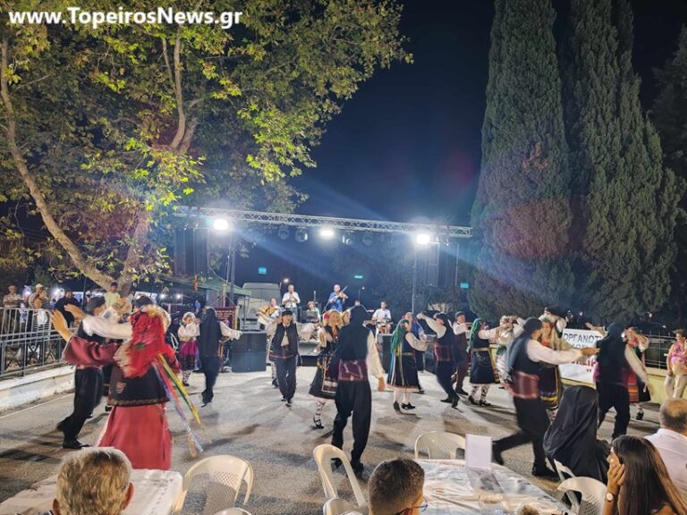 Άκρως παραδοσιακά αποχαιρέτησε το καλοκαίρι το Άβατο – Πολύς κόσμος στο πανηγύρι του χωριού