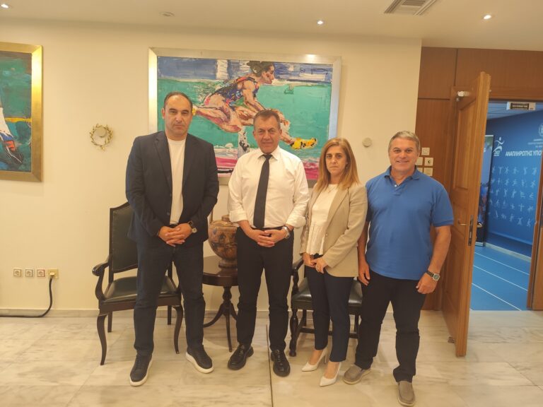 Συνάντηση εργασίας Βρούτση με την Περιφέρεια ΑΜΘ για το νέο κλειστό στάδιο στίβου στην Ξάνθη