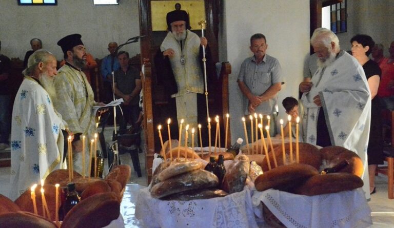 Εξοχή – Λαμπρός Πανηγυρικός Εσπερινός του Αγίου Νικοδήμου